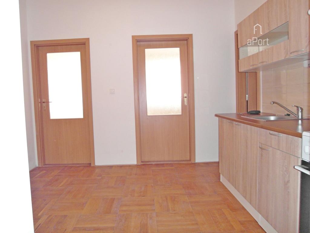 Pronájem bytu 2+1 64 m2
