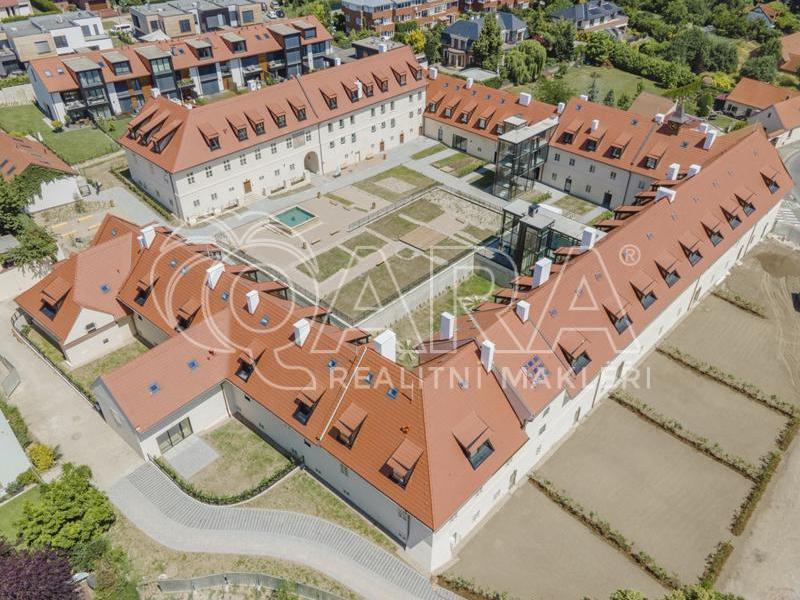 Pronájem bytu 5+kk 107 m2, Praha – náhled fotky 14