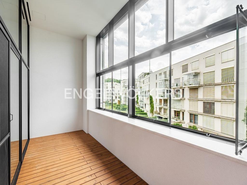Pronájem bytu 3+kk 105 m² – pohled 3