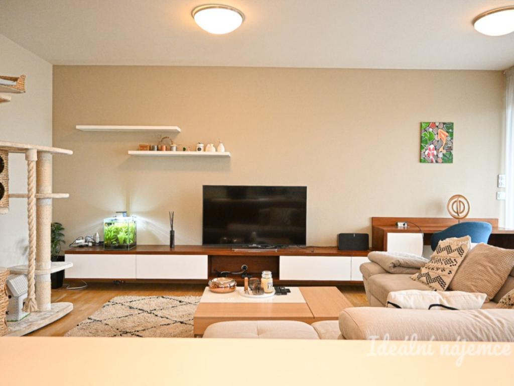 Pronájem bytu 3+kk 121 m2