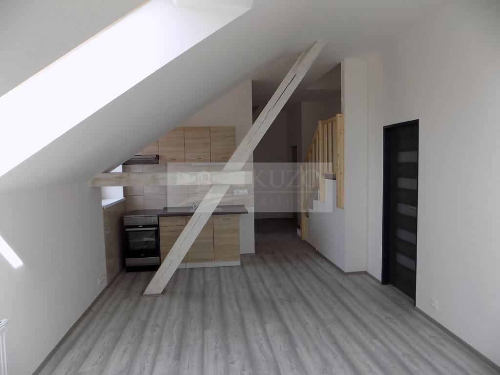 Pronájem bytu 2+kk 58 m2