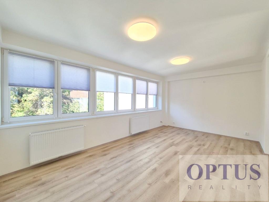 Pronájem bytu 2+kk 46 m2, Praha – náhled fotky 8