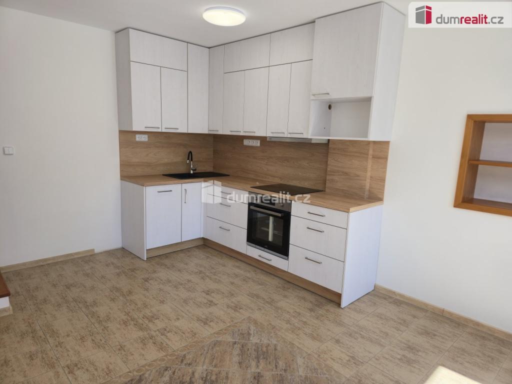 Pronájem bytu 3+kk 74 m2