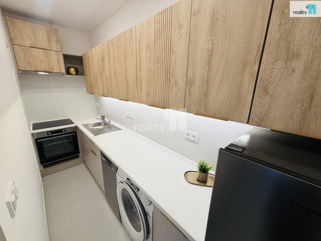 Pronájem bytu 1+1 37 m2, Praha – náhled fotky 6