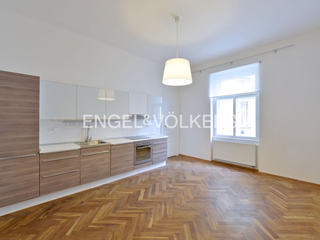 Pronájem bytu 3+kk 93 m2