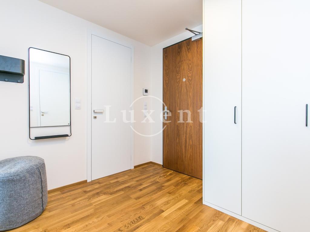 Pronájem bytu 2+kk 58 m2, Praha – náhled fotky 14