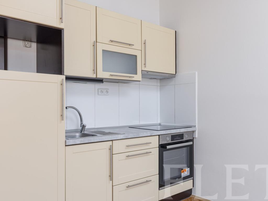 Pronájem bytu 2+kk 50 m2, Praha – náhled fotky 6
