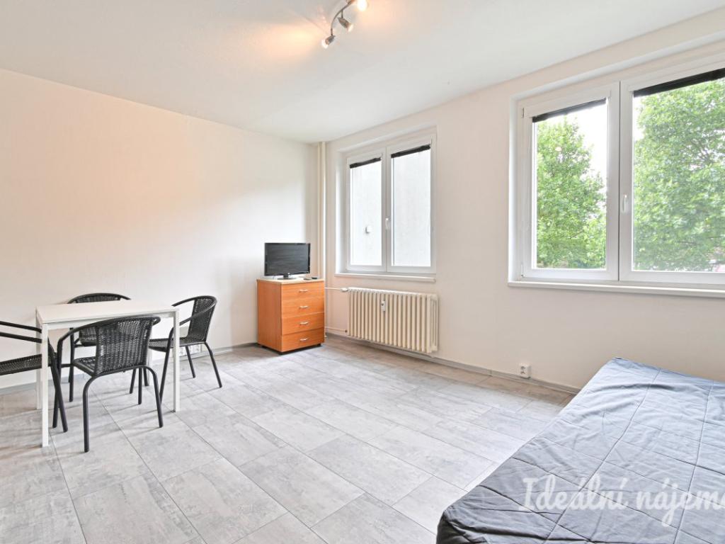 Pronájem bytu 1+kk 32 m2