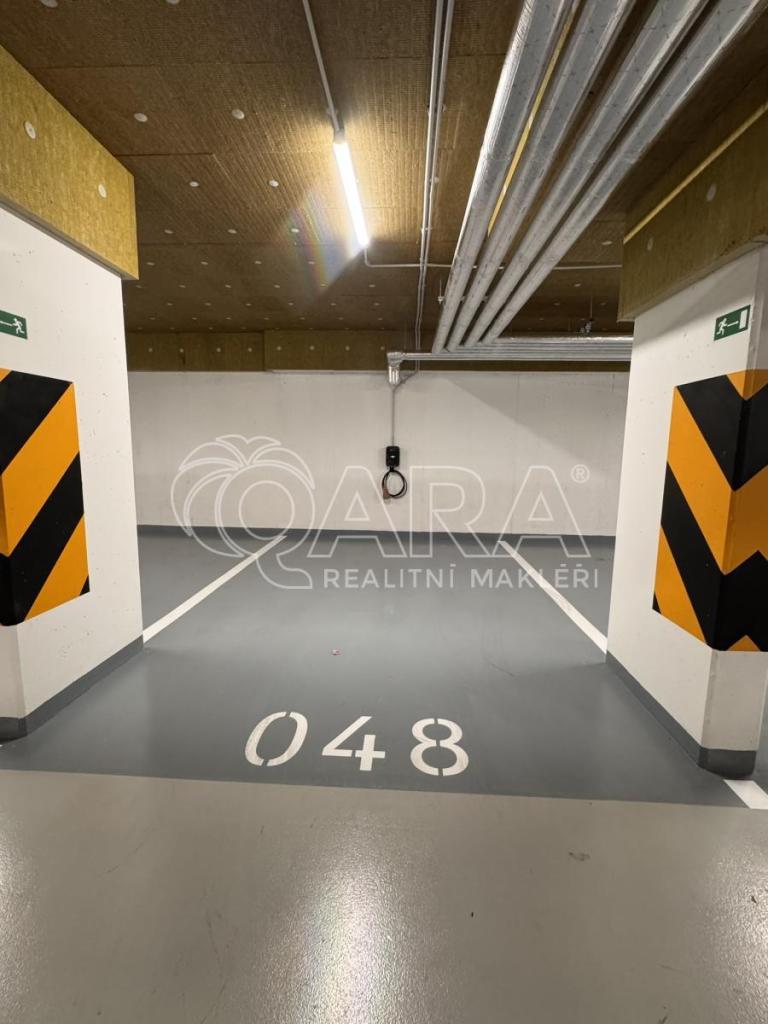 Pronájem bytu 2+kk 53 m2, Praha – náhled fotky 18