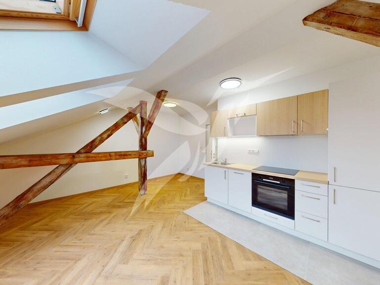 Pronájem bytu 2+kk 60 m2