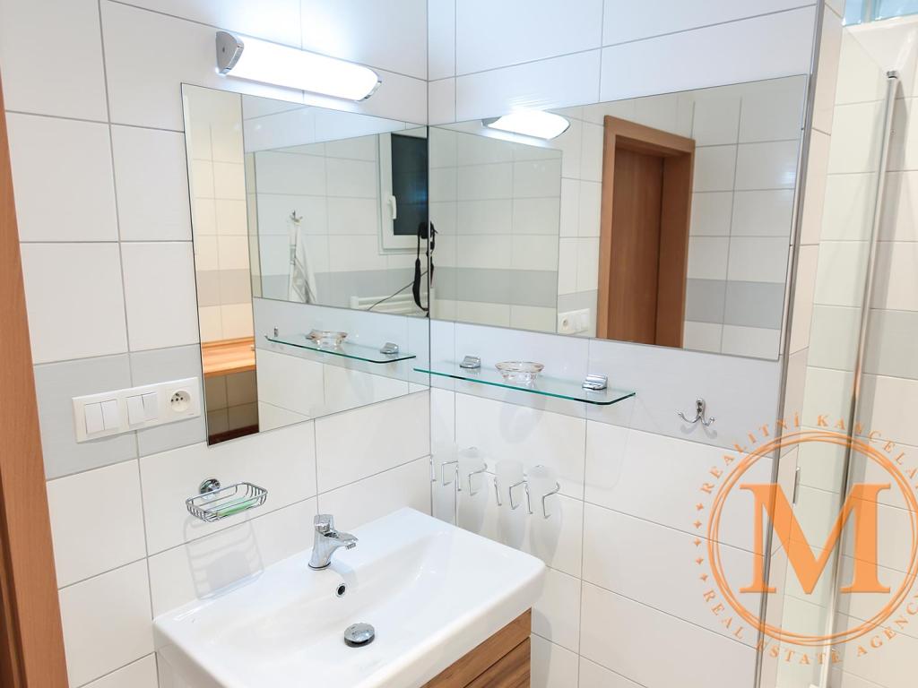 Pronájem bytu 2+1 79 m2
