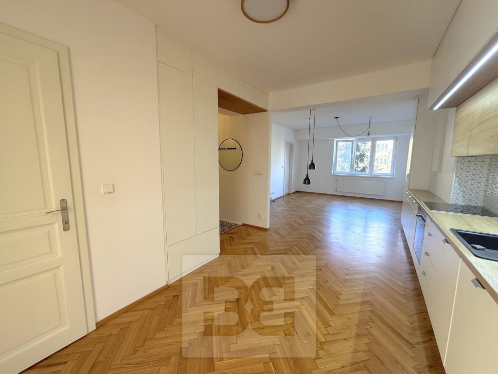 Pronájem bytu 3+kk 72 m2