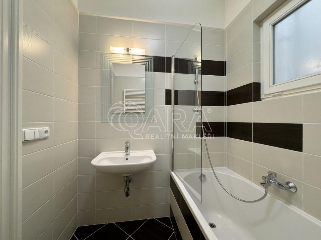 Pronájem bytu 3+kk 98 m2