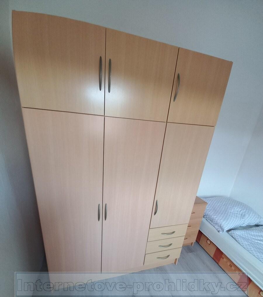 Pronájem bytu pokoj 17 m2