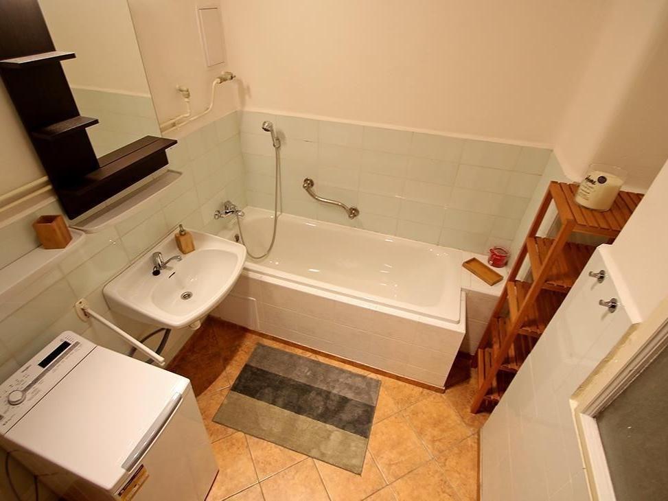 Pronájem bytu 2+1 65 m2, Praha – náhled fotky 13