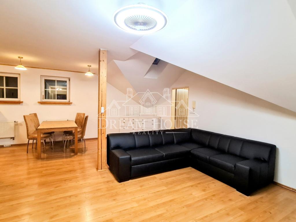 Pronájem bytu 4+kk 120 m2