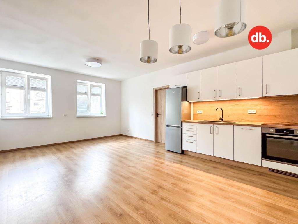Pronájem bytu 1+kk 35 m2
