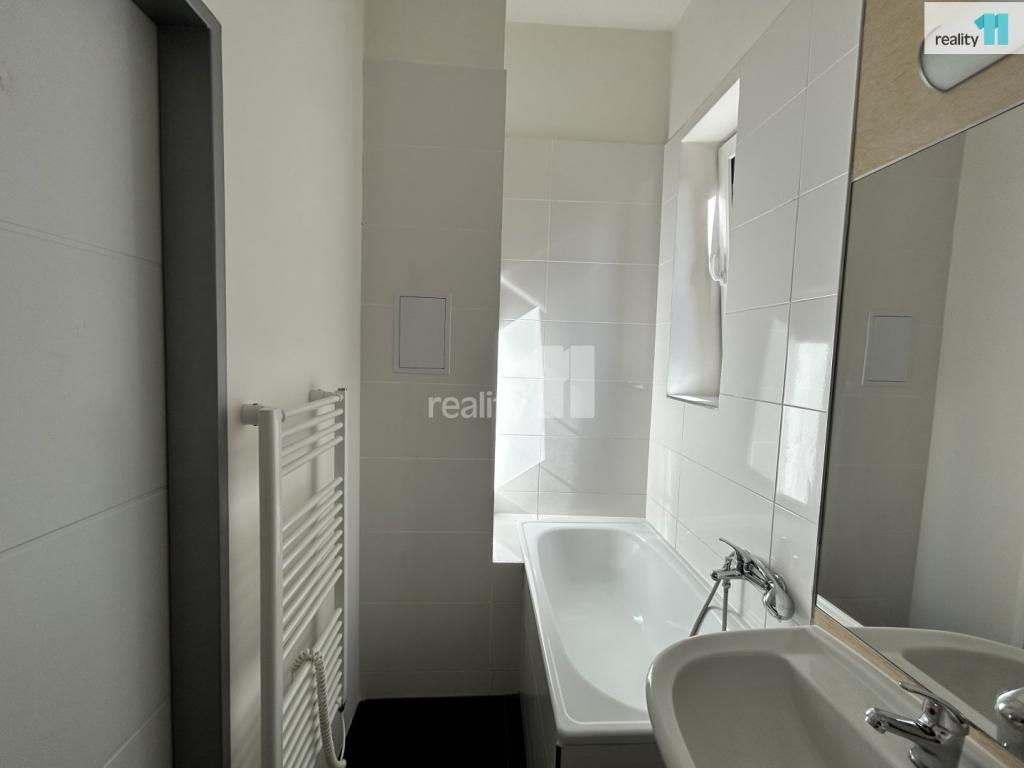 Pronájem bytu 2+kk 35 m2