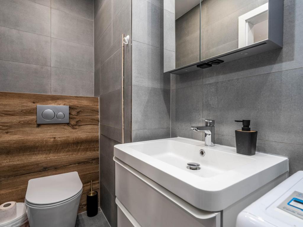 Prodej bytu 2+1 57 m2, Praha – náhled fotky 9