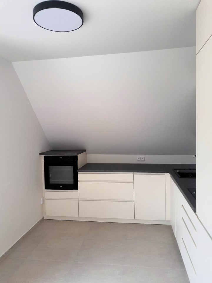 Pronájem bytu 3+1 82 m2, Praha – náhled fotky 11