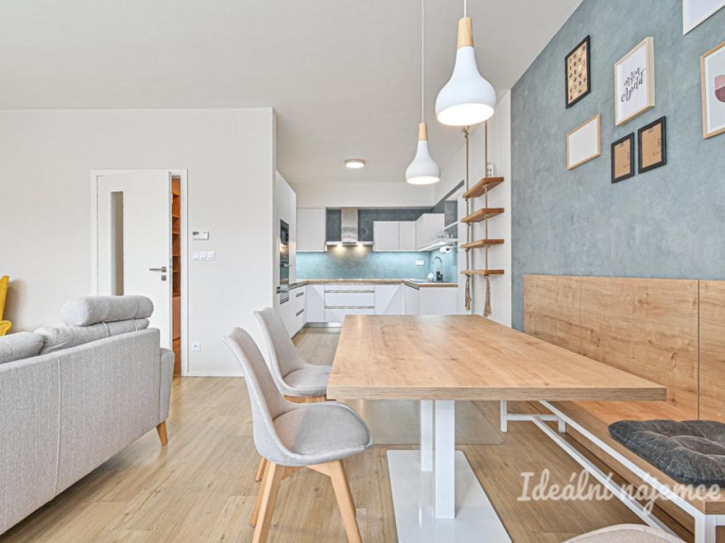 Pronájem bytu 5+kk 120 m2