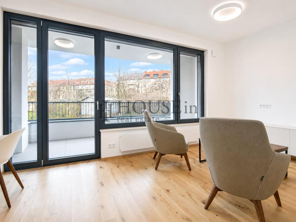 Pronájem bytu 1+kk 40 m2
