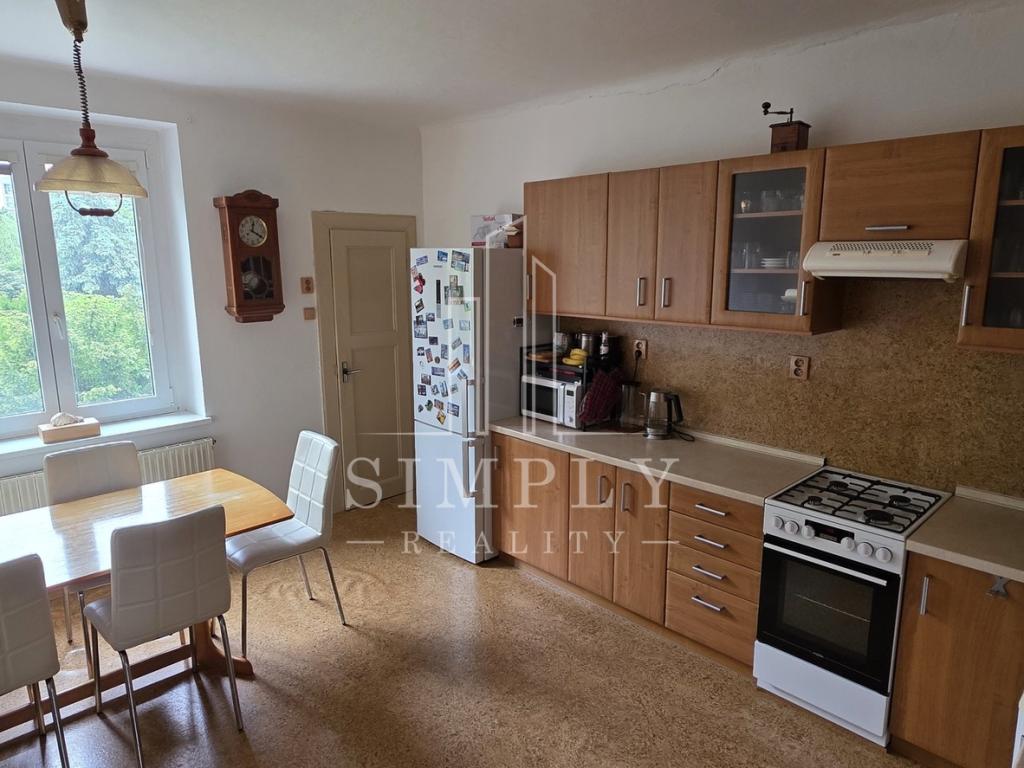 Prodej domu 360 m2, Praha – náhled fotky 9