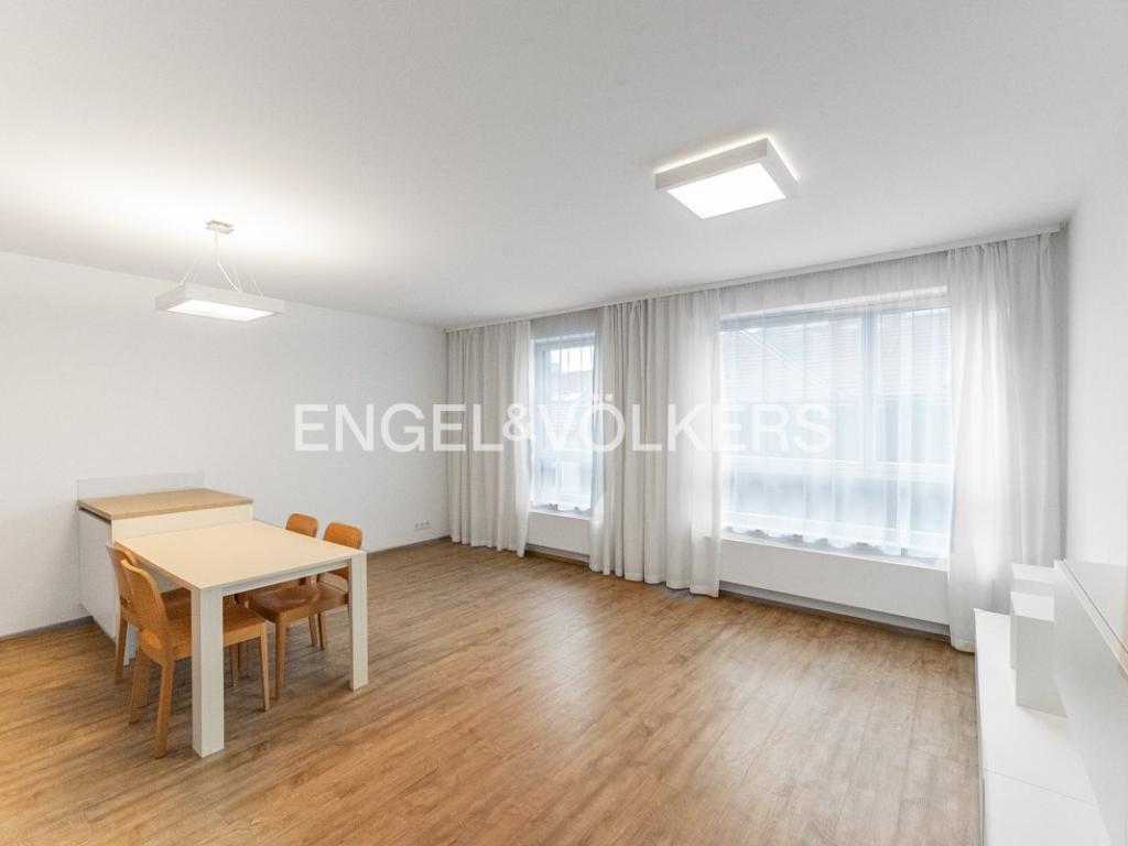 Pronájem bytu 2+kk 70 m2