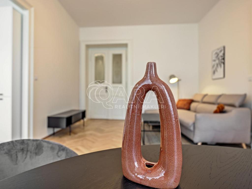 Pronájem bytu 2+kk 76 m2, Praha – náhled fotky 5