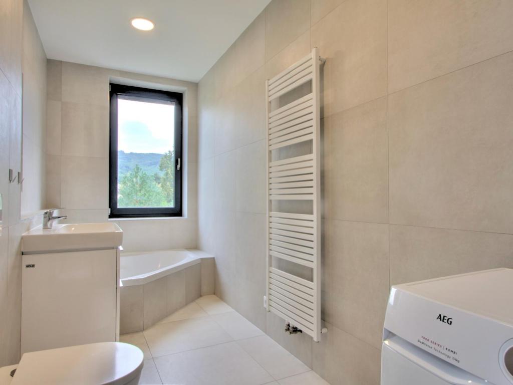 Pronájem bytu 2+kk 70 m2, Dobřichovice – náhled fotky 10
