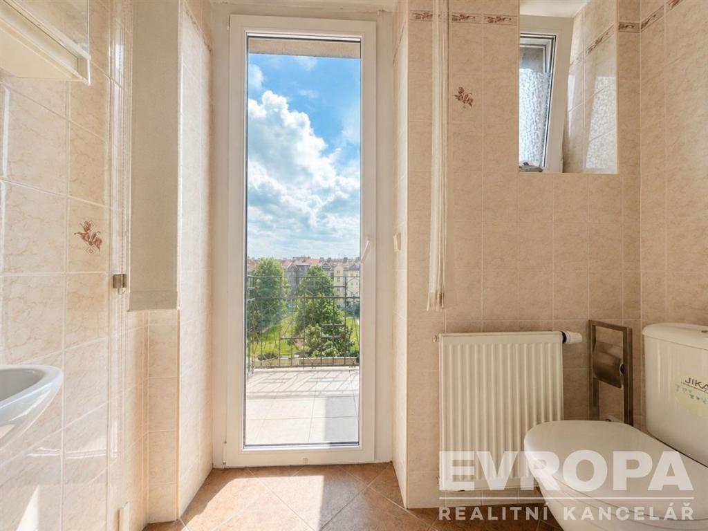 Pronájem bytu 1+kk 27 m2