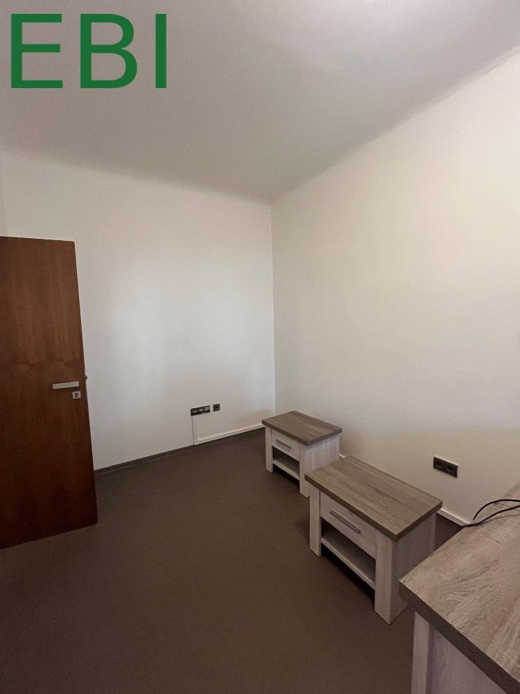 Pronájem bytu 2+kk 48 m2, Praha – náhled fotky 19