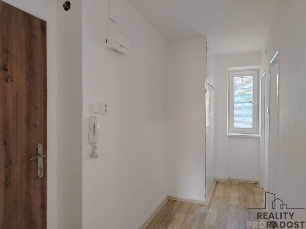 Pronájem bytu 2+1 62 m2