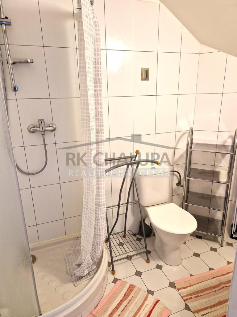 Pronájem bytu 1+1 38 m² – další