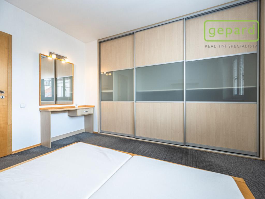 Pronájem bytu 2+kk 75 m2, Praha – náhled fotky 6