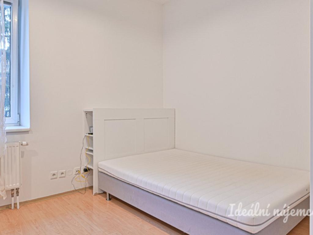 Pronájem bytu 1+kk 26 m2
