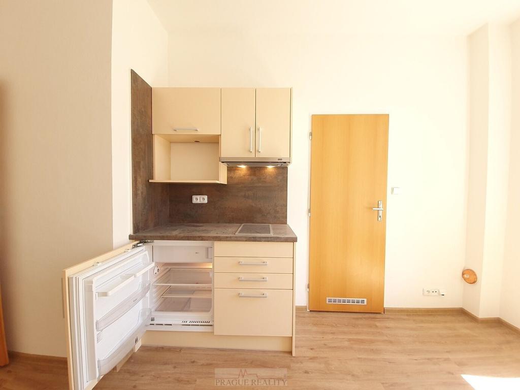 Pronájem bytu 1+kk 18 m2