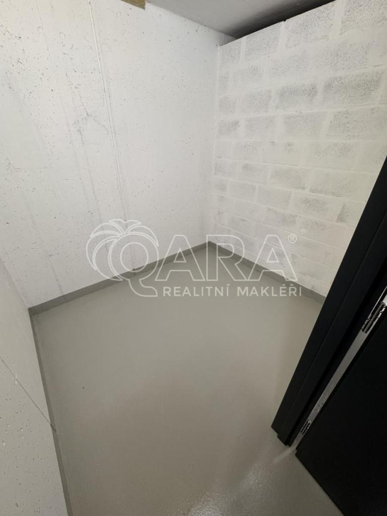 Pronájem bytu 2+kk 53 m2, Praha – náhled fotky 19