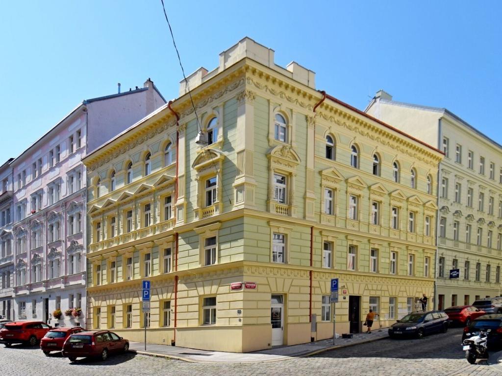 Pronájem bytu 1+kk 23 m2, Praha – náhled fotky 12