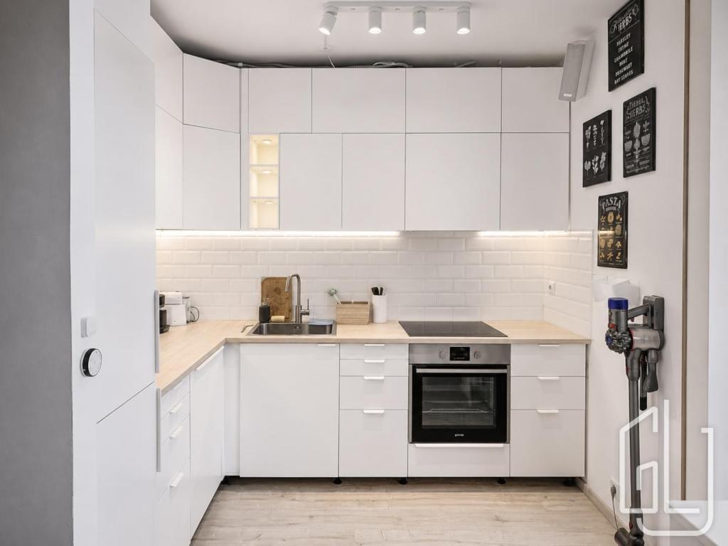 Pronájem bytu 1+kk 32 m2