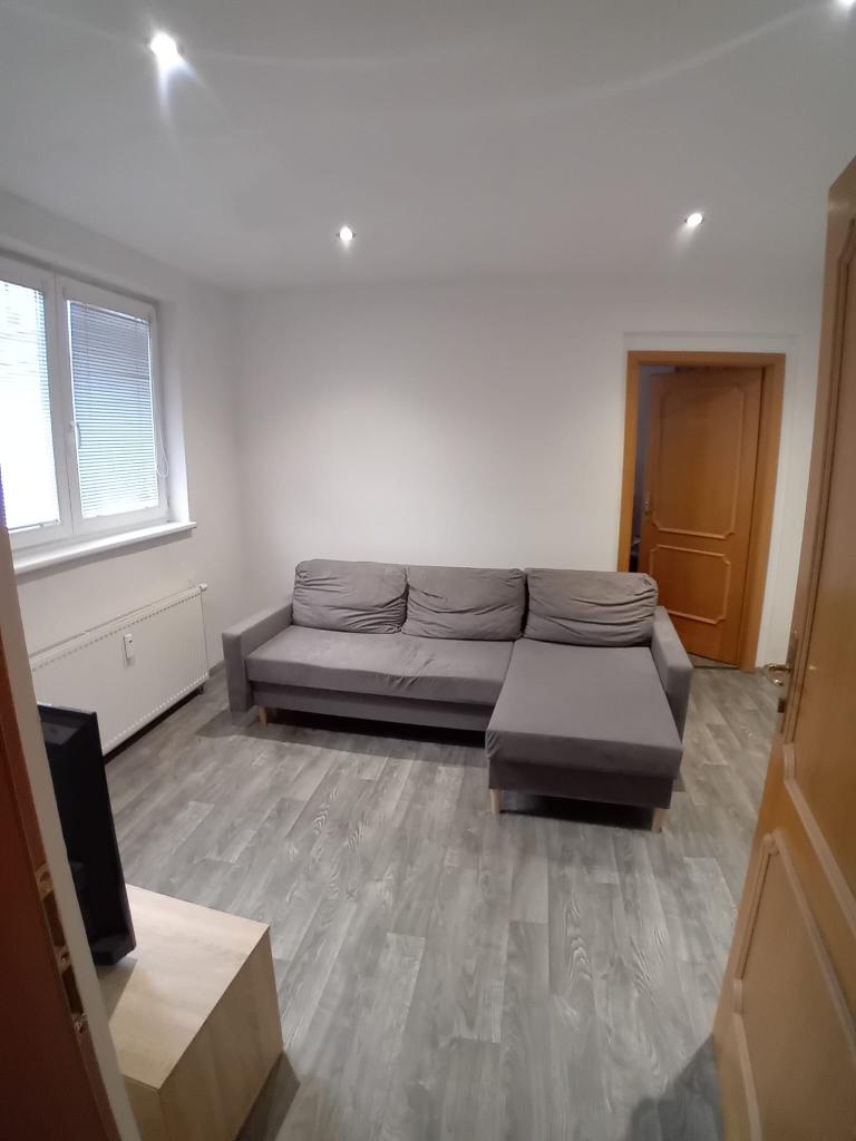 Pronájem bytu 1+1 43 m2