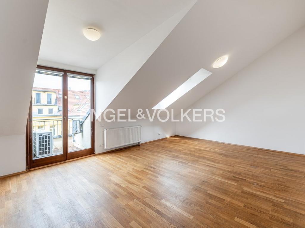Pronájem bytu 4+1 147 m2