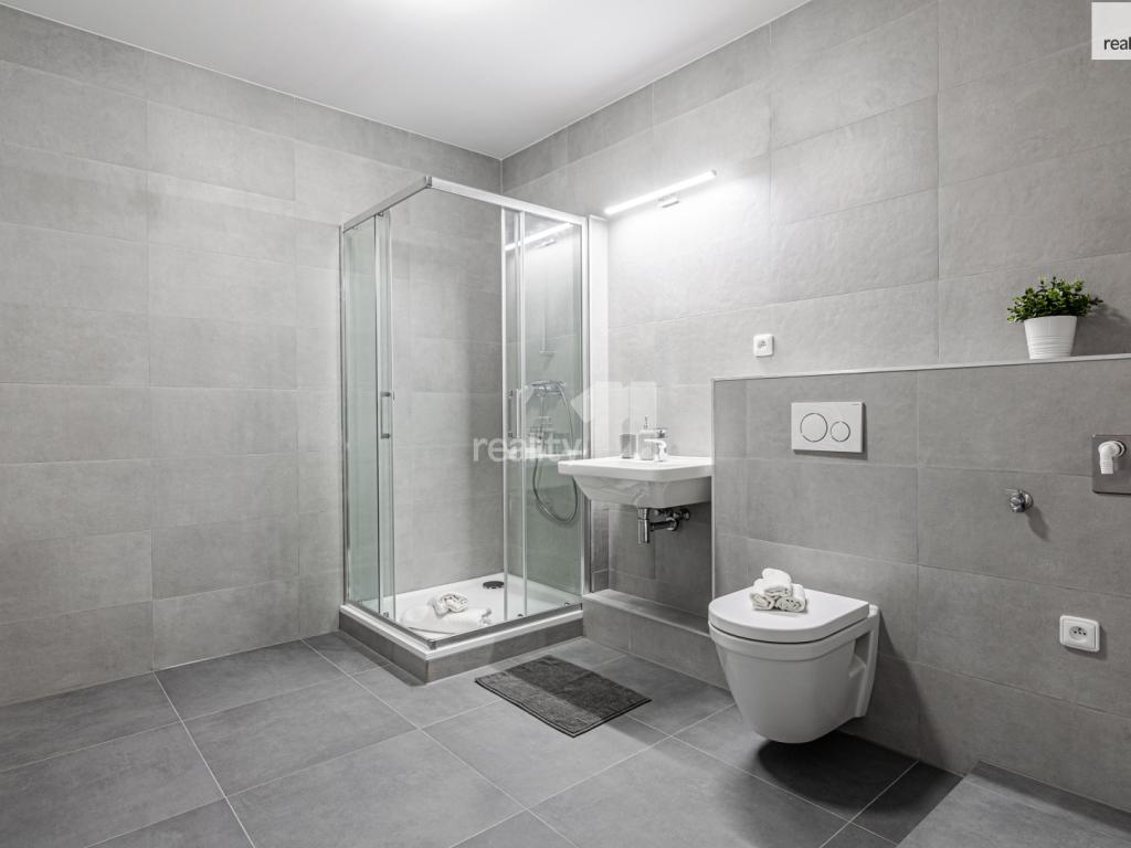 Pronájem bytu 2+kk 56 m² – pohled 5