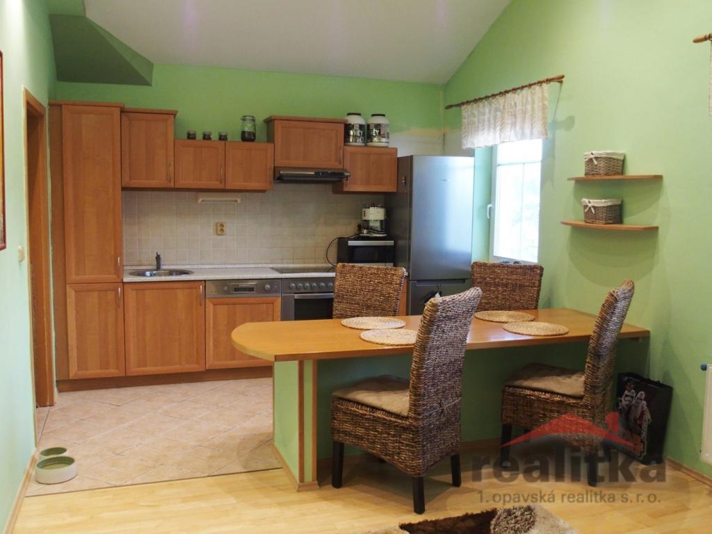 Pronájem 2+kk, Opava - Olomoucká, 11000 Kč, 64 m2