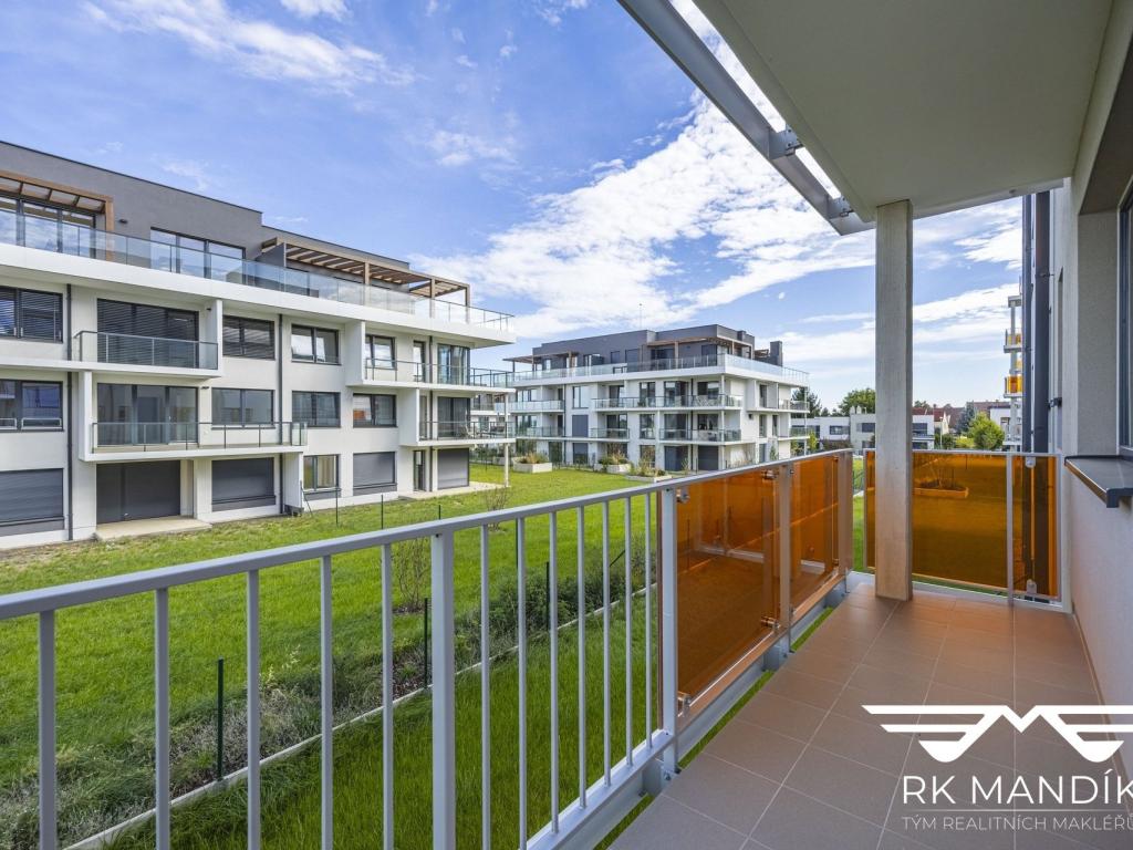 Pronájem bytu 3+kk 86 m2, Praha – náhled fotky 21
