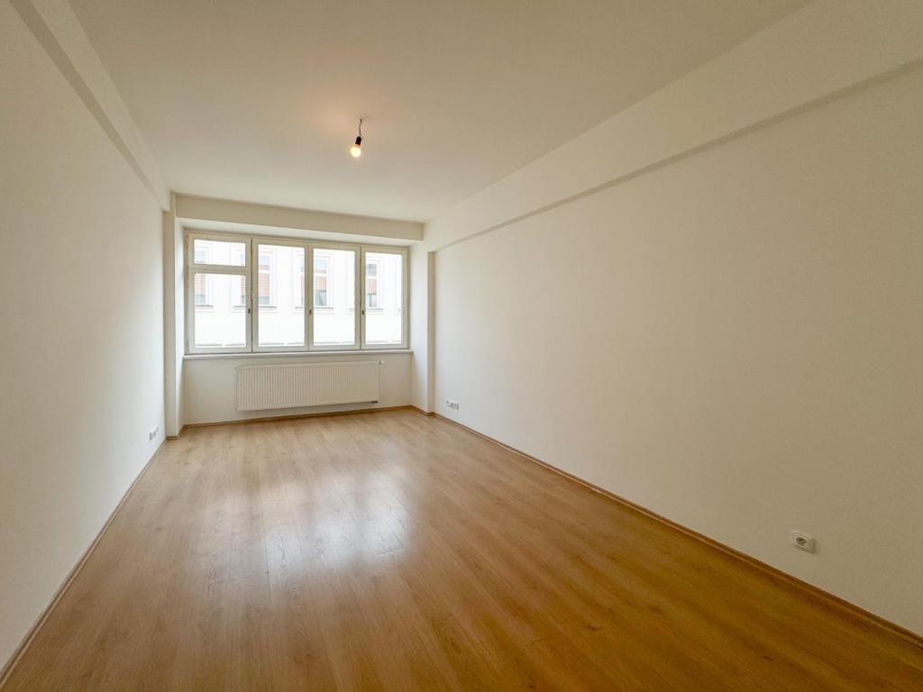 Pronájem bytu 1+kk 27 m2