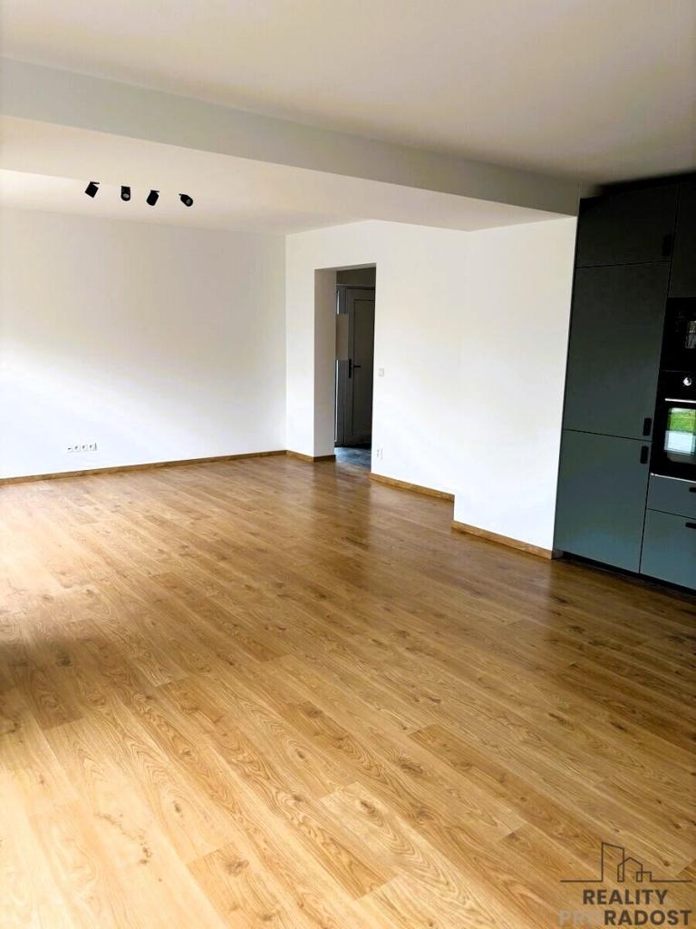 Pronájem domu 120 m2, Praha – náhled fotky 8