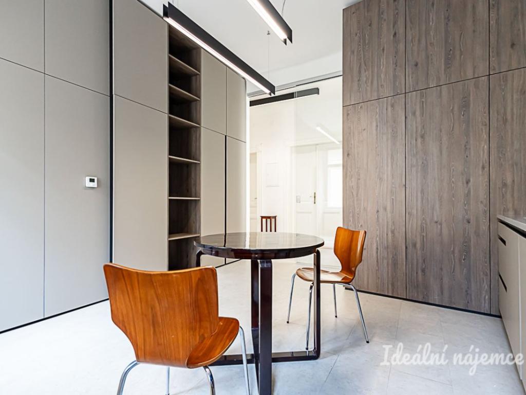 Pronájem bytu 2+1 70 m2