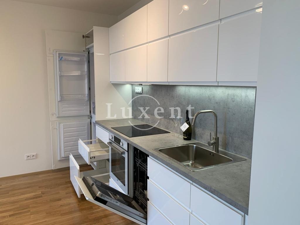 Pronájem bytu 2+kk 53 m2