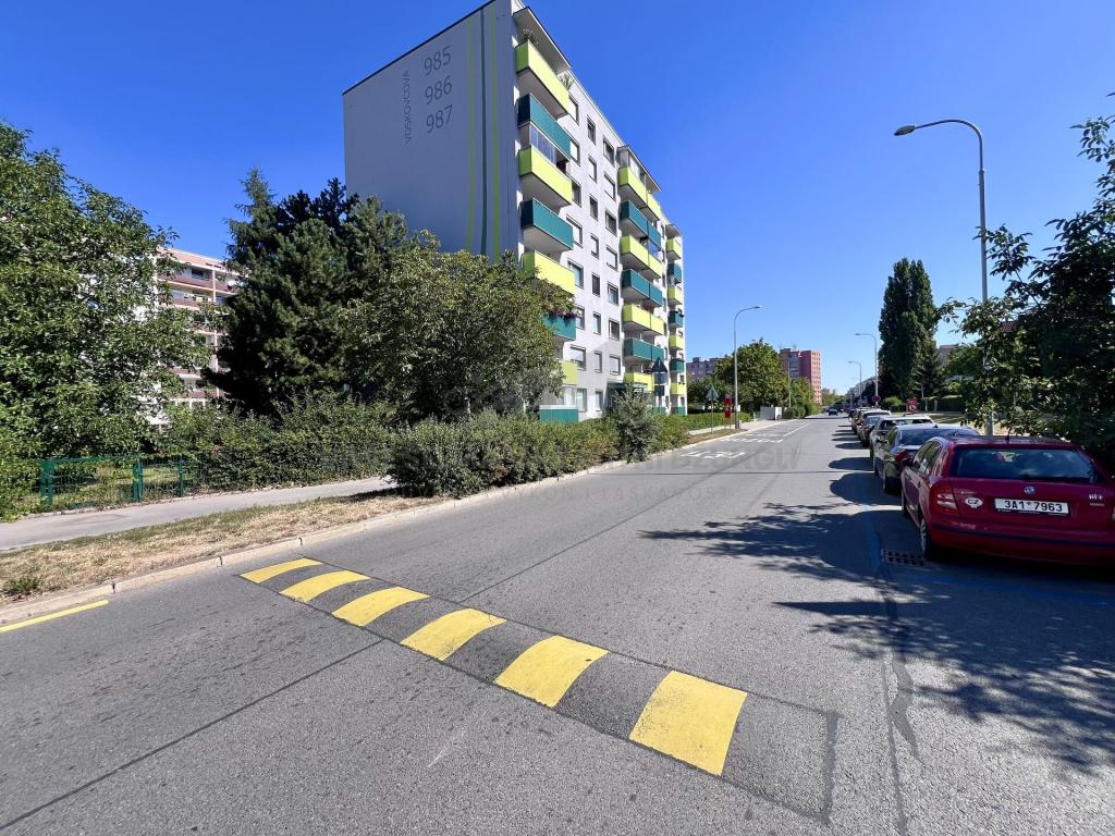 Pronájem bytu 3+1 75 m2, Praha – náhled fotky 8
